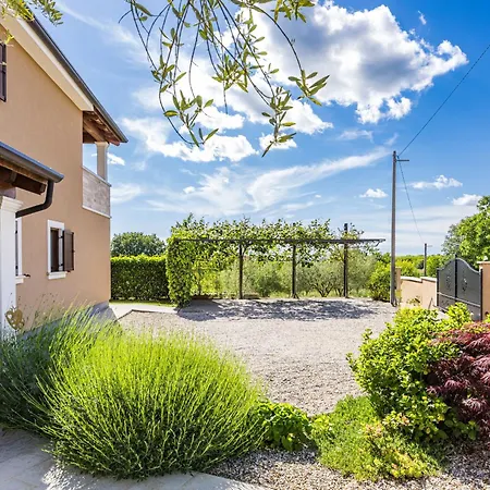 Roza In Istria With Whirlpool And Playground For Kids - Pet Friendly