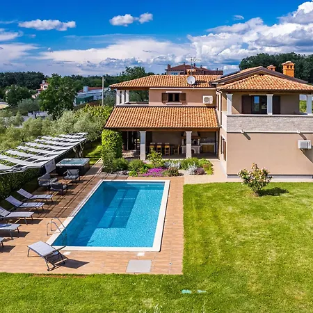 Roza In Istria With Whirlpool And Playground For Kids - Pet Friendly Villa *