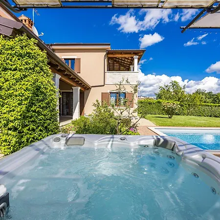 Villa Roza In Istria With Whirlpool And Playground For Kids - Pet Friendly