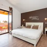 Roza In Istria With Whirlpool And Playground For Kids - Pet Friendly *