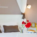 Roza In Istria With Whirlpool And Playground For Kids - Pet Friendly Tinjan