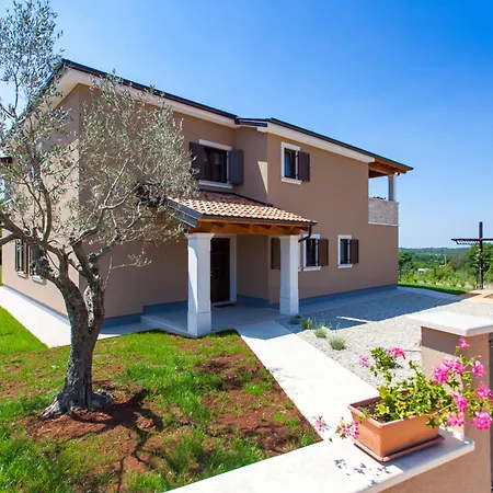 Roza In Istria With Whirlpool And Playground For Kids - Pet Friendly *