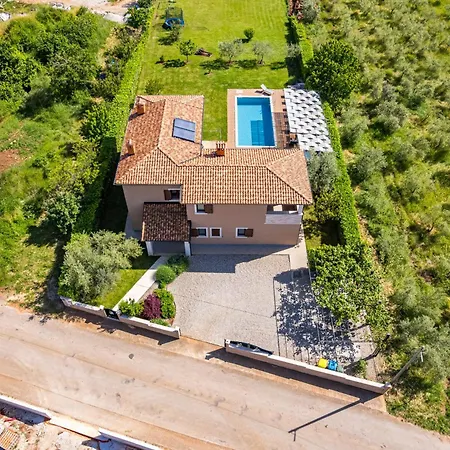 Roza In Istria With Whirlpool And Playground For Kids - Pet Friendly Vila *